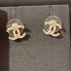 Chanel pearl and crystal earrings